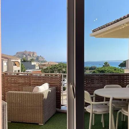 Apartment Luxueux Avec Jacuzzi Et Terrasses A Deux Pas De La Plage - Fr-1-719-29 Calvi (Corsica)